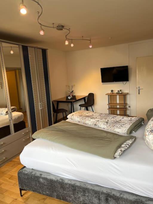 Einzimmerwohnung Im Gruenen/Innsbruck/2 Pax Экстерьер фото